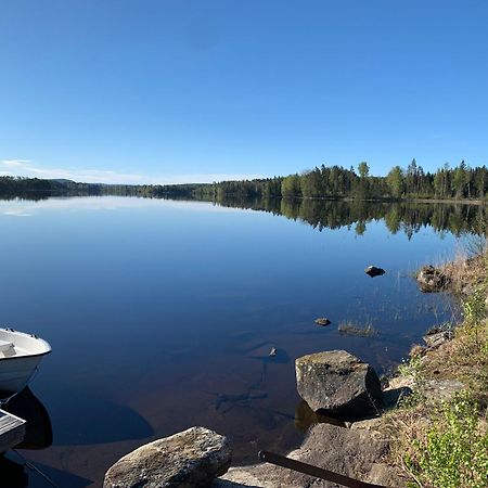 Cozy Cottage By The Lake, Charlottenberg Åmotfors المظهر الخارجي الصورة