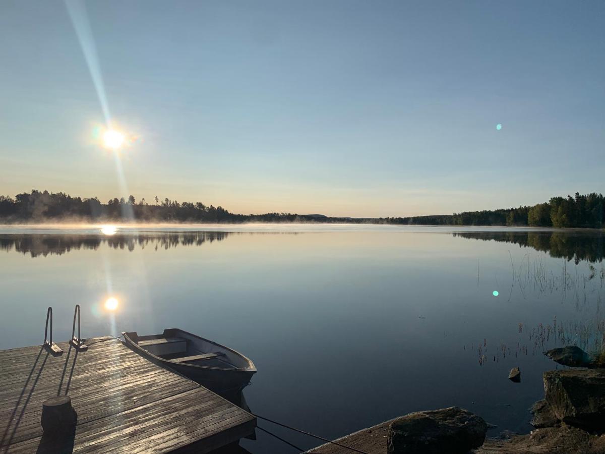 Cozy Cottage By The Lake, Charlottenberg Åmotfors المظهر الخارجي الصورة