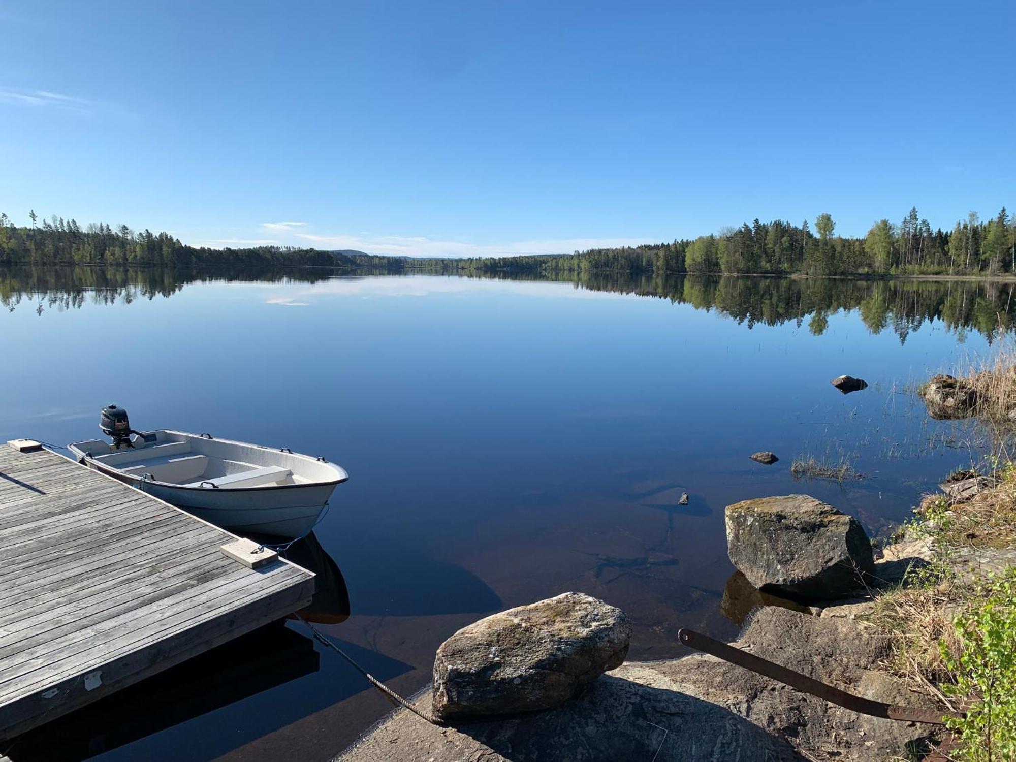 Cozy Cottage By The Lake, Charlottenberg Åmotfors المظهر الخارجي الصورة